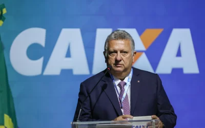 Carlos Vieira toma posse e assume presidência da CAIXA